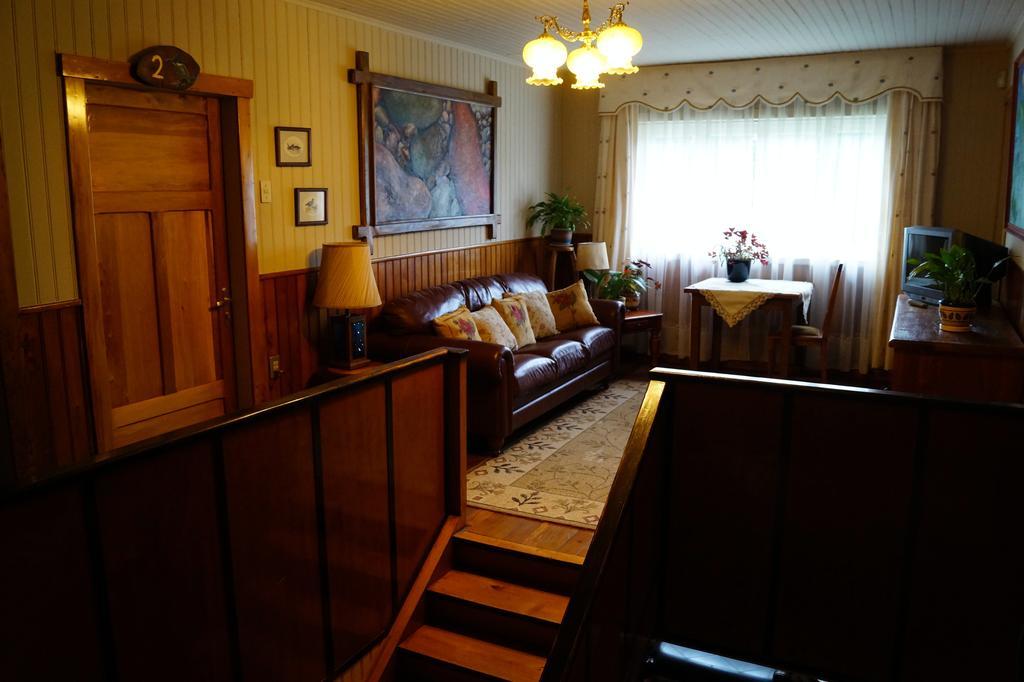 Tradicion Austral Bed & Breakfast Puerto Varas Eksteriør billede