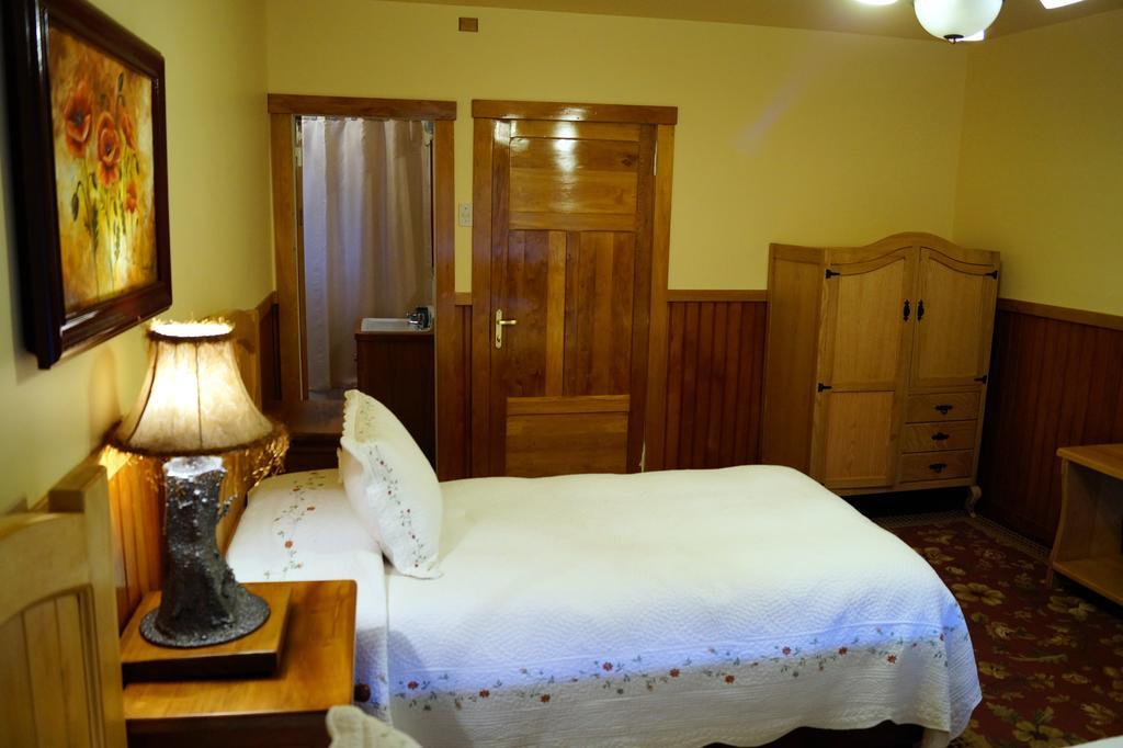 Tradicion Austral Bed & Breakfast Puerto Varas Værelse billede
